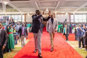 President William Ruto and Deputy President Prof. Kithure Kindiki wave to teachers during a meeting at State House, Nairobi, on September 13, 2025. (Photo: State House Kenya)