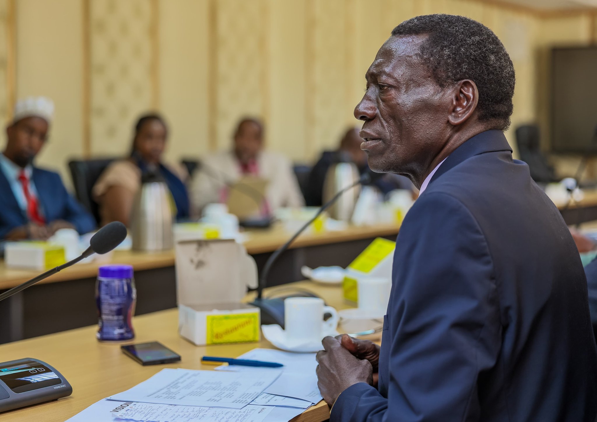 The Secretary General of the Kenya National Union of Teachers (KNUT), Mr. Collins Oyuu, met with the Principal Secretary for the State Department of Basic Education, Ambassador Prof. Julius Kibet Bitok, on September 18, 2025. The meeting was held under the framework of the "Waalimu na Rais" forum.