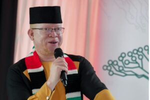 ISAAC MWAURA